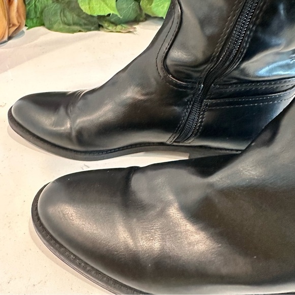 TOMMY HILFIGER Ivane Black Leather Boots with Sliver Monogram, EUC - Picture 10 of 16